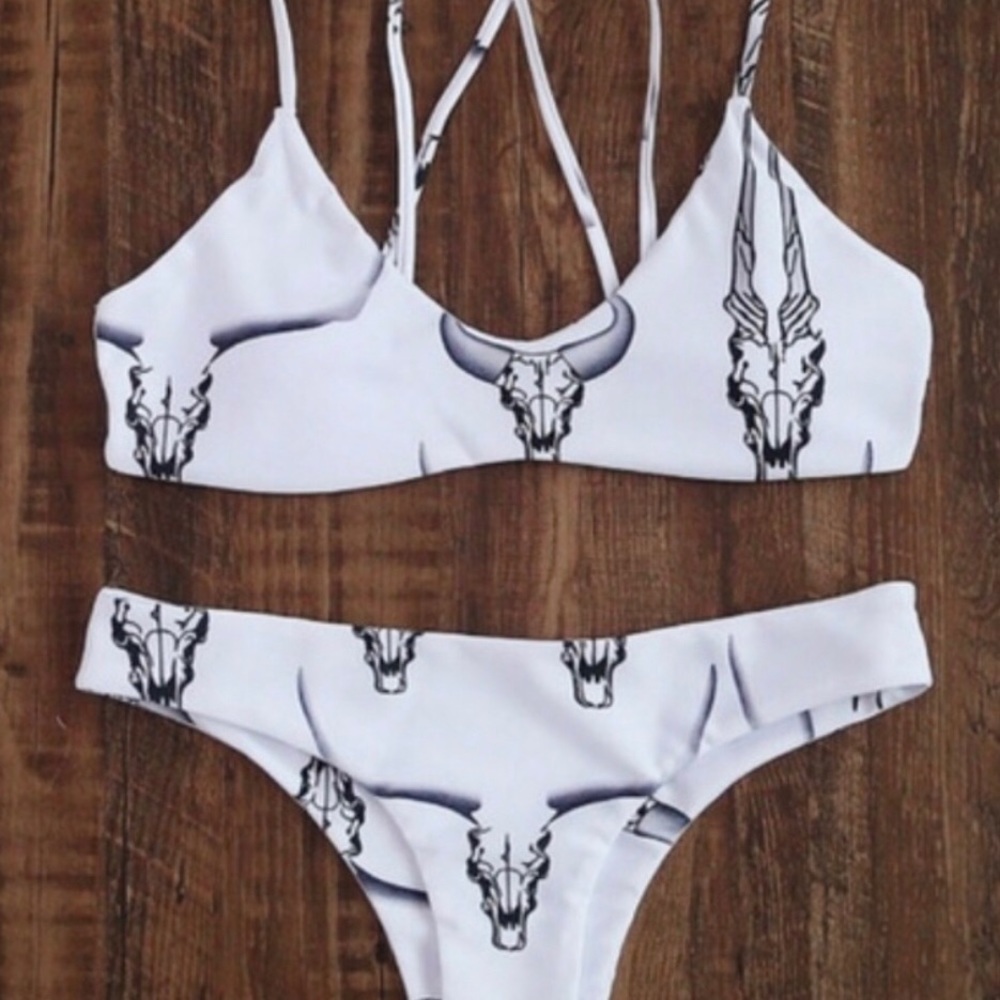 Skull bikini size large
